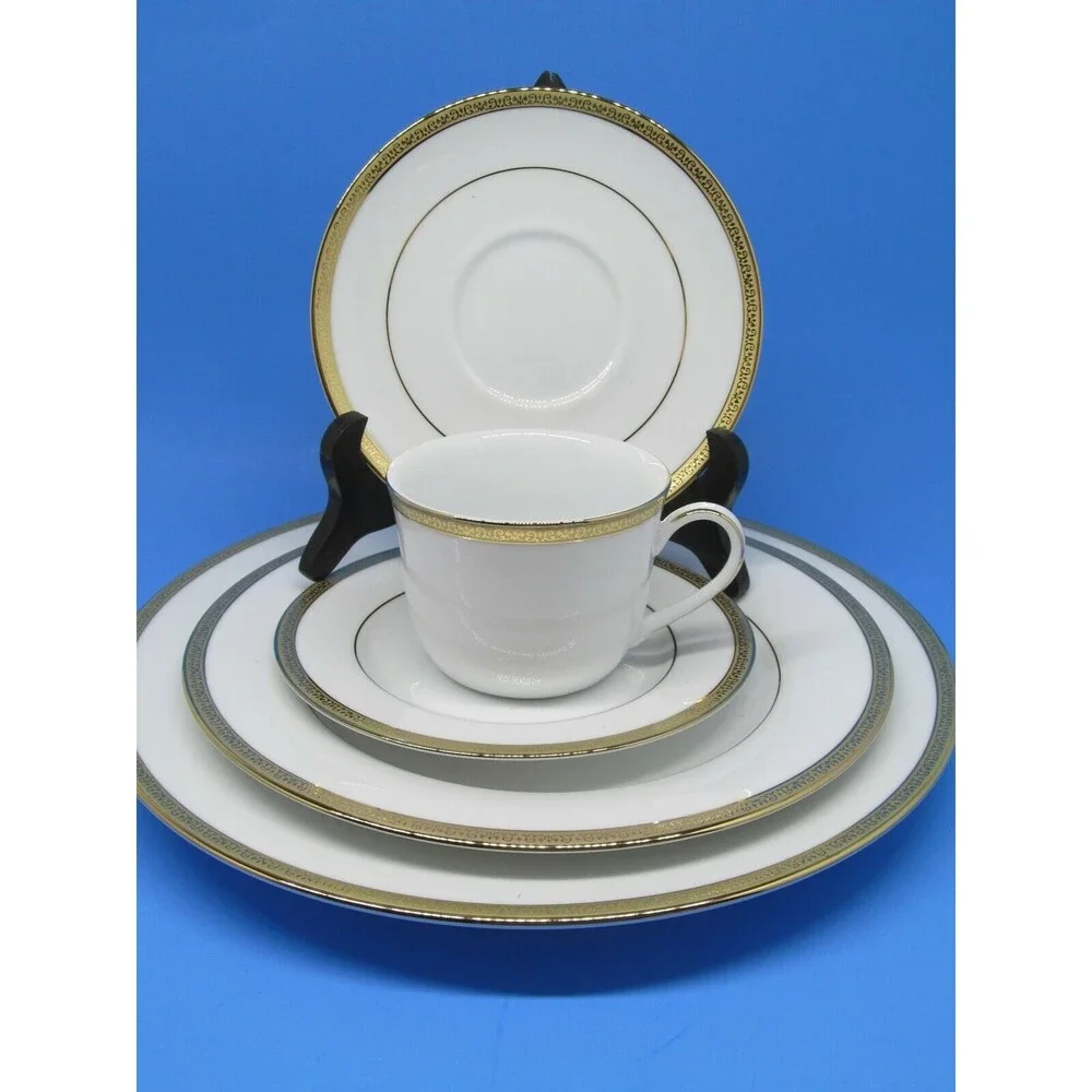 Charter Club Grand Buffet Gold 5-Piece Place Setting Pristine